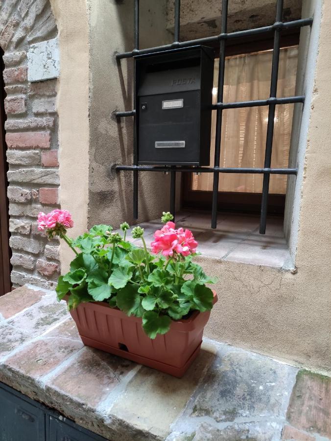 Loft Gioia Apartment Perugia Luaran gambar