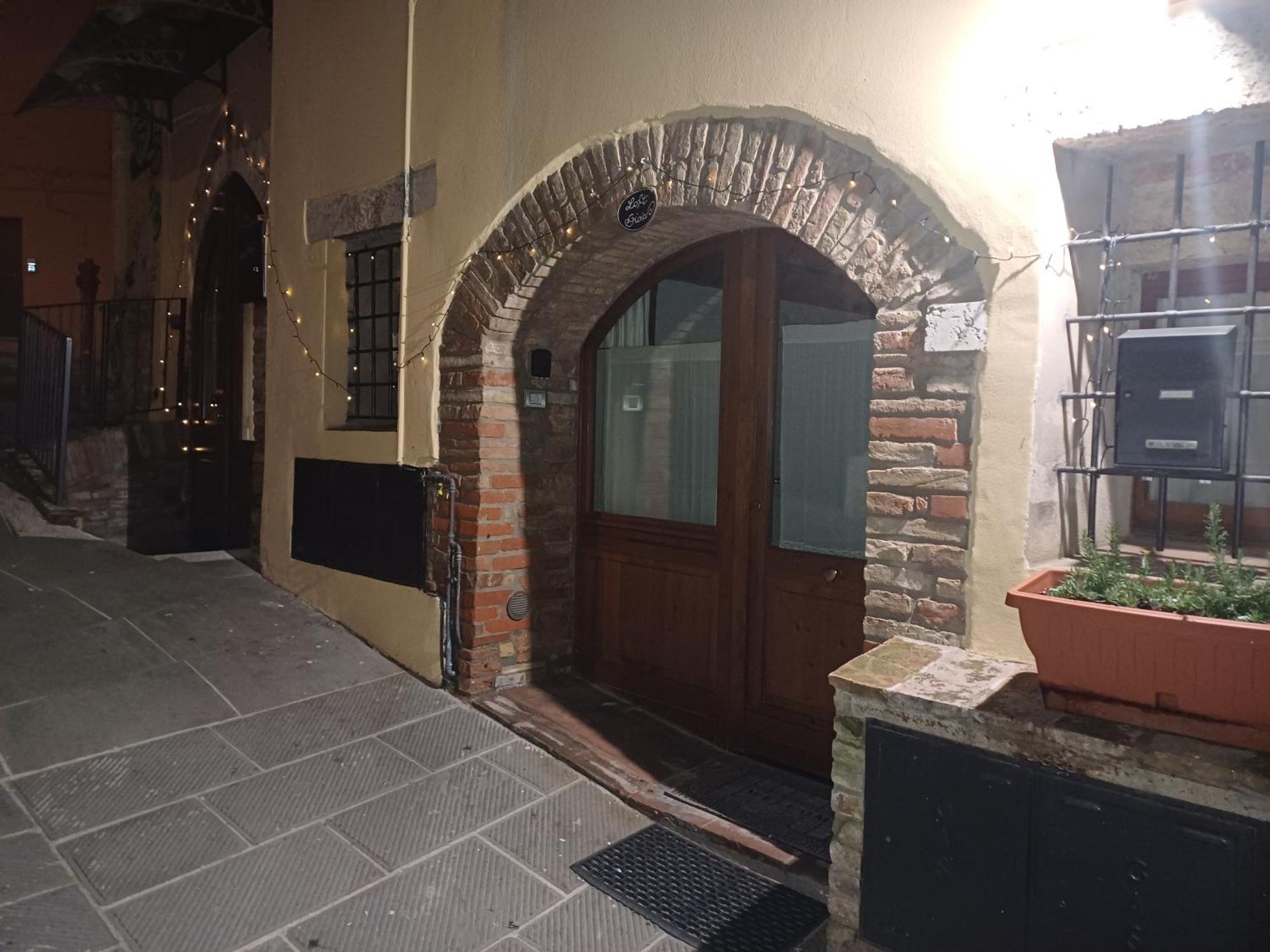 Loft Gioia Apartment Perugia Luaran gambar